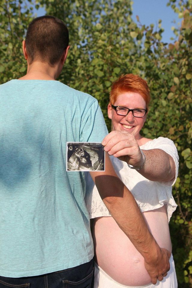 Babybauch Foto Schwangerschafts Shooting Profi Fotograf in Leipzig