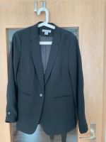 H&M Damen Blazer schwarz Größe 42 Business Hosenanzug Jacke Nordrhein-Westfalen - Olsberg Vorschau