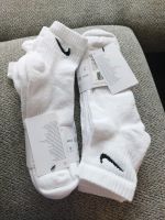 Nike Socken 46-50 Friedrichshain-Kreuzberg - Friedrichshain Vorschau