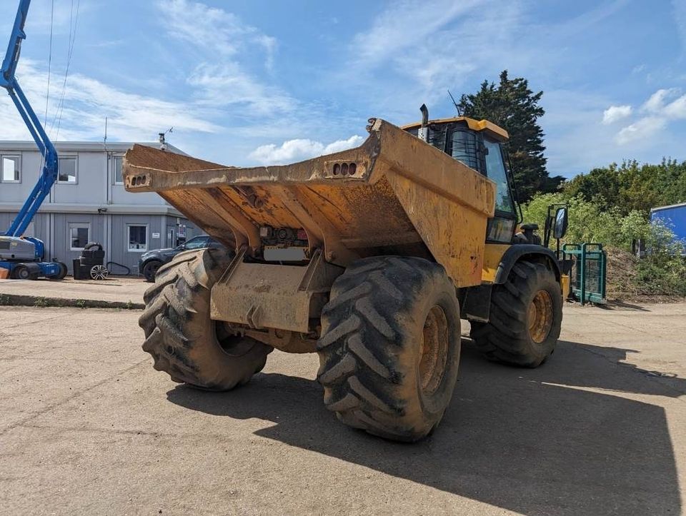 JCB 714 Knickgelenkter Dumper Kipper Muldenkipper in Weener