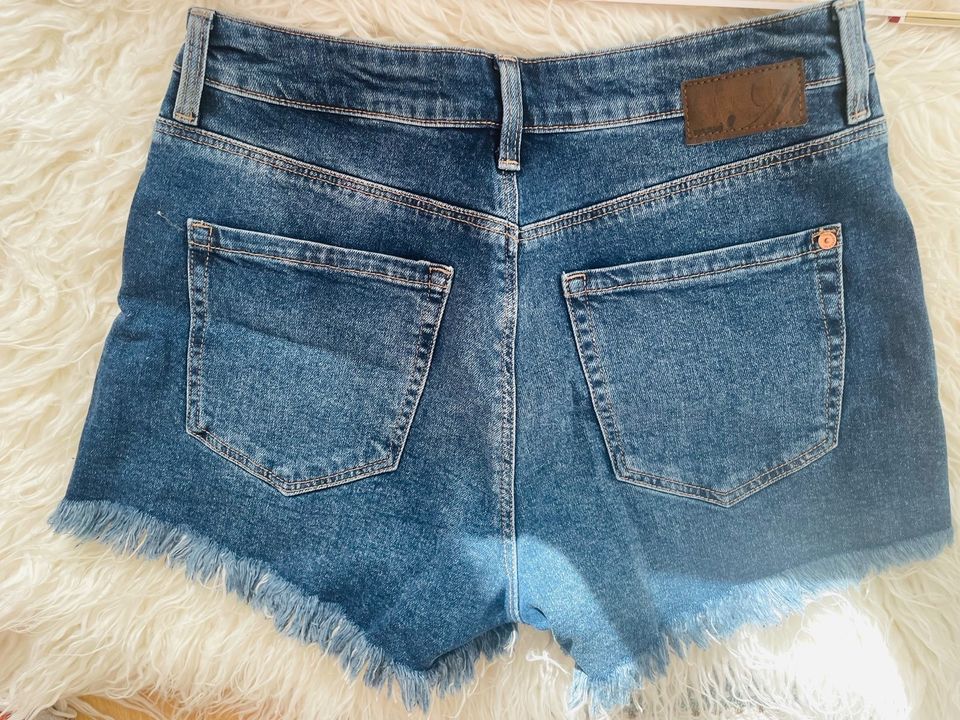 Mavi Jeans Jeansshort Short kurze Hose 36 38 blau Zara in Ingolstadt