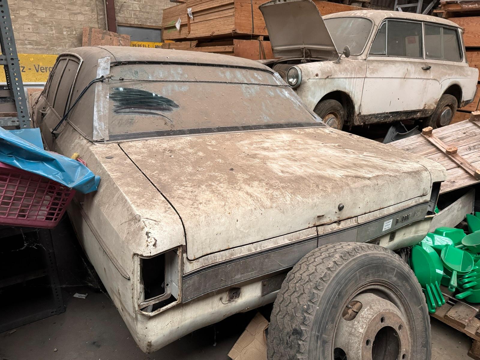 Abbildung des Autos Opel Diplomat V8 5.4 per…