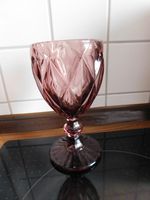 Wasserglas / Weinglas - wie Neu - höhe ca 16cm - lila Bayern - Bobingen Vorschau