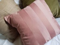 Kissen-Bezug 50x50 Ikea HENRIKA Kissenhülle alt-rosa Satin Seide Kiel - Hassee-Vieburg Vorschau