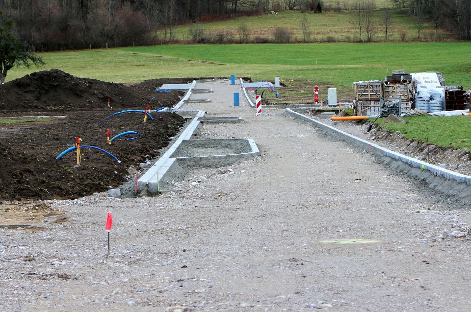 Gartenarbeit -  Pflasterarbeiten - Außenanlagen - GaLabau - Pools in Landshut