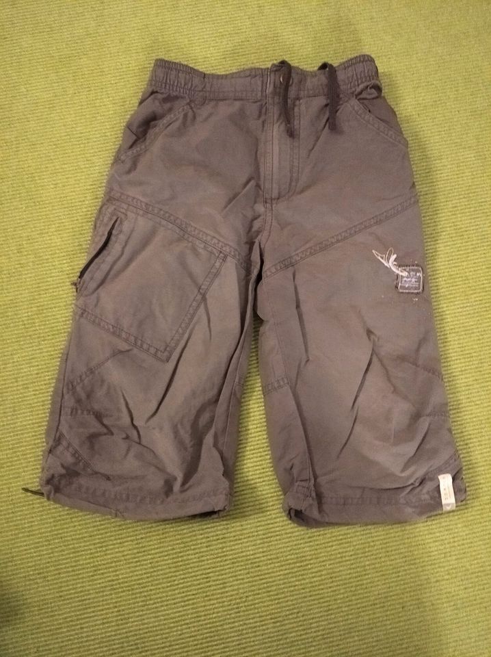 Domyos Decathlon 3/4 Shorts Gr 110 (116) in Mögglingen