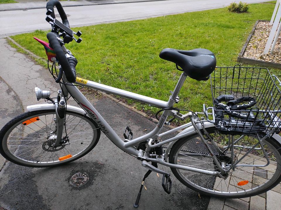 Fahrrad Herrenrad günstig mit neuen Teilen in Gladbeck