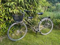Hercules Damen-Fahrrad 80er Jahre 28 Zoll mit DDR Kindersitz Schleswig-Holstein - Glinde Vorschau