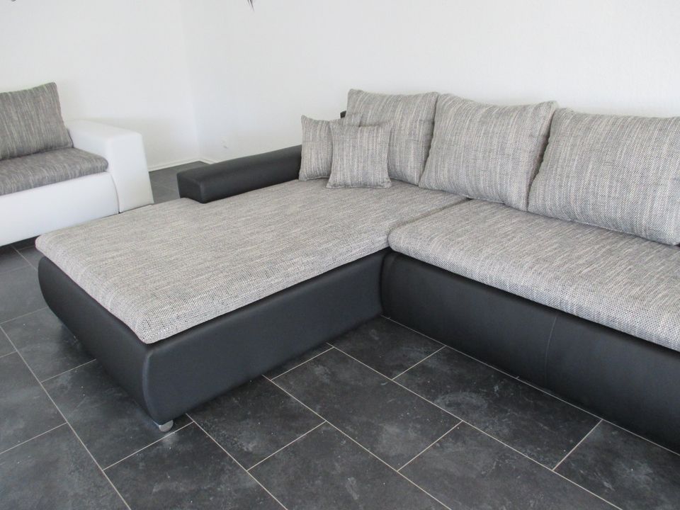 Polstermöbel Lagerverkauf Sofa Couch wohnlandschaft Bettsofa NEU in Elkenroth