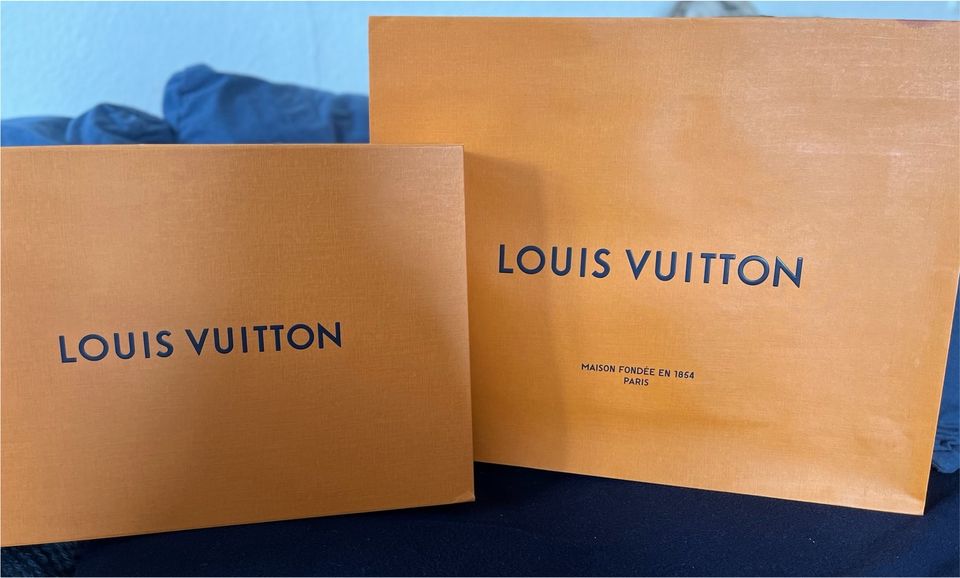 Louis Vuitton original Box und Tüte in Bonn