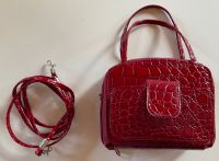 Top! Wunderschöne rote Umhänge-Handtasche Kroko-Optik + Börse Hessen - Ehringshausen Vorschau