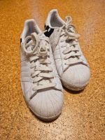 Adidas Superstar Gr. 42 Niedersachsen - Emden Vorschau