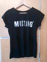 Mustang T-Shirt Shirt schwarz weiße Schrift Größe S 38 40 Baden-Württemberg - Ketsch Vorschau