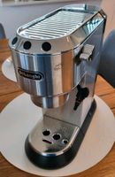 Espressomaschine De'Longhi Dedica EC680 Silber inkl 60 € Zubehör Niedersachsen - Hespe Vorschau