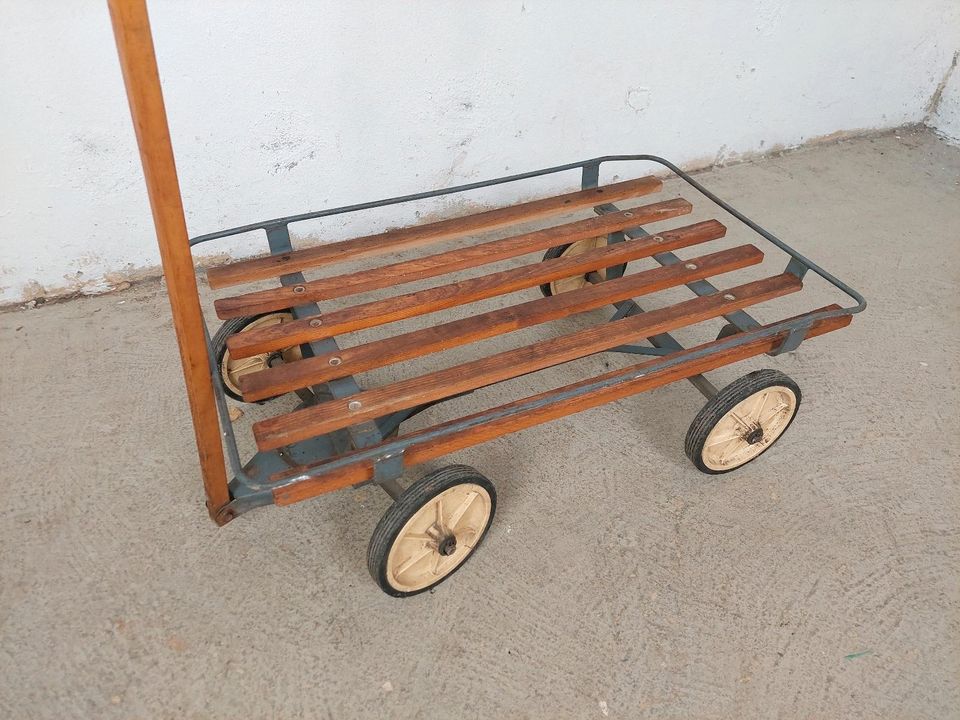 Vintage Leiterwagen Handwagen Bollerwagen Rollwagen Blumenbank in Leipzig