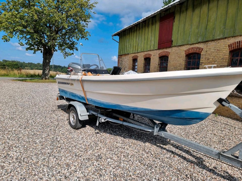 Örnvik 490 RLX Motorboot 40Ps Mariner inkl Trailer in Flensburg