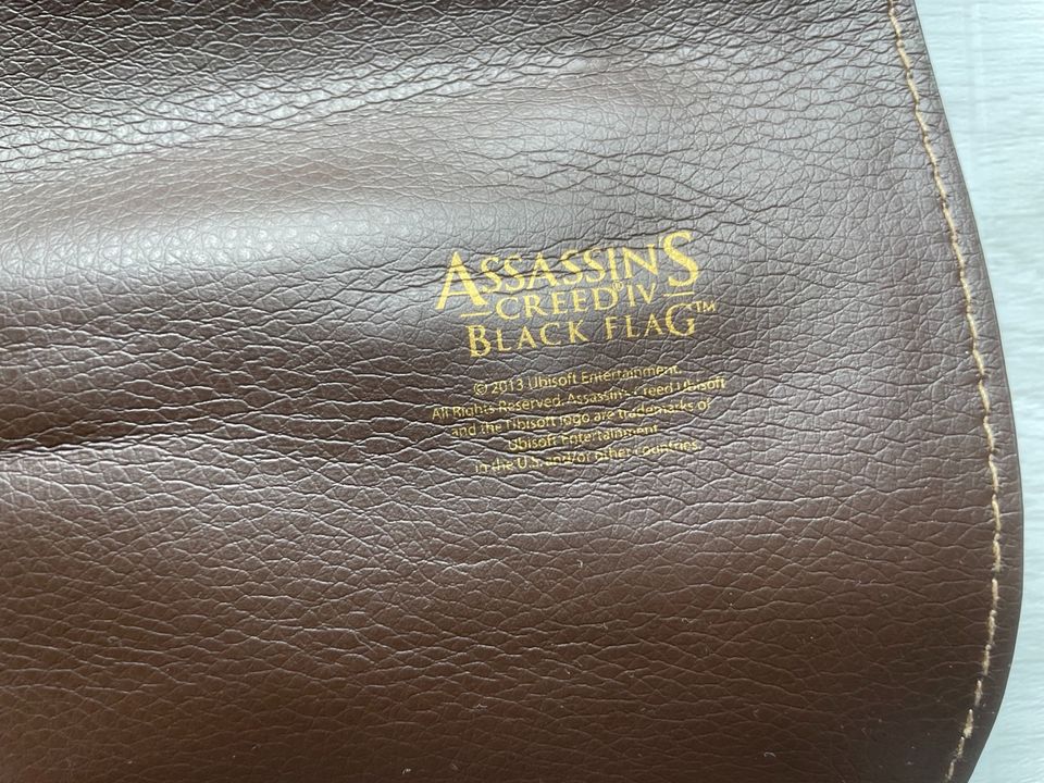 Assassins Creed IV Black Flag Armschiene in Breidenbach (bei Biedenkopf)