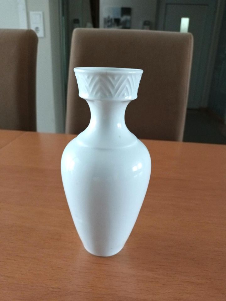 Kleine KPM Vase (Versand möglich) in Rheinmünster
