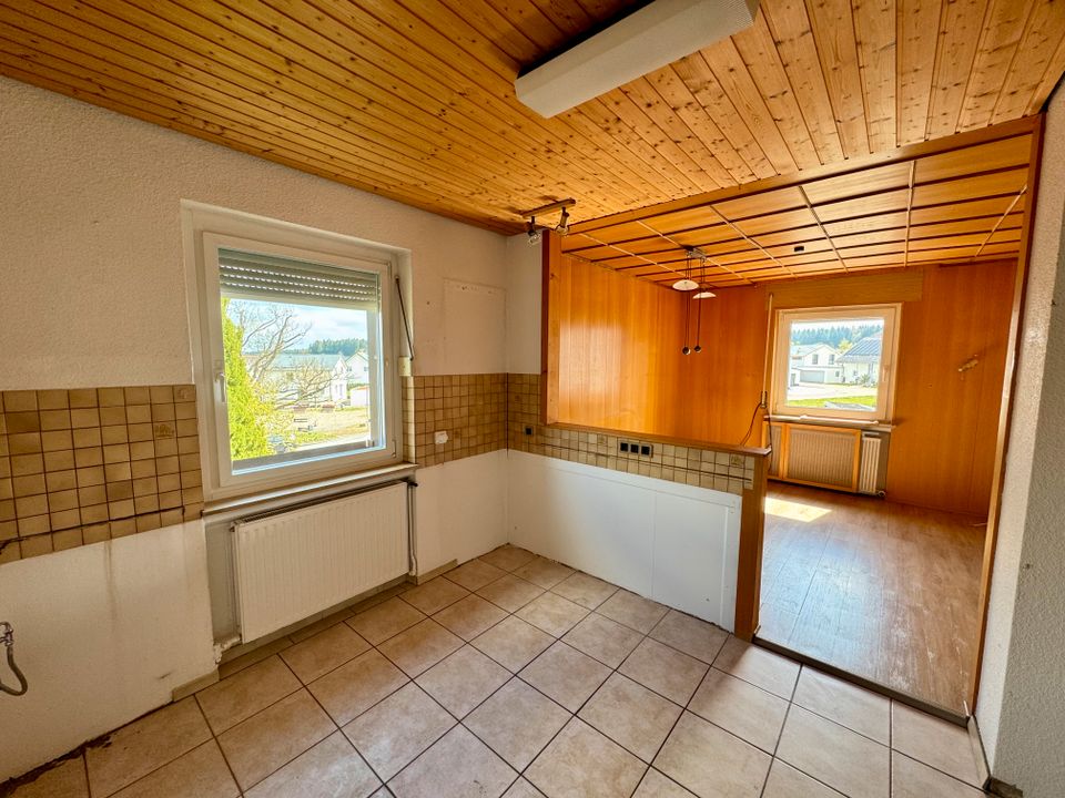 Erschwinglicher Wohnraum in Schramberg-Sulgen: 4-Zimmer-Eigentumswohnung mit Garage zu einem unschlagbaren Preis! in Schramberg
