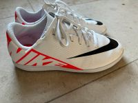 ❤️ Nike Turnschuhe / Sneaker / Hallenachuhe Gr. 33 Baden-Württemberg - Ilshofen Vorschau