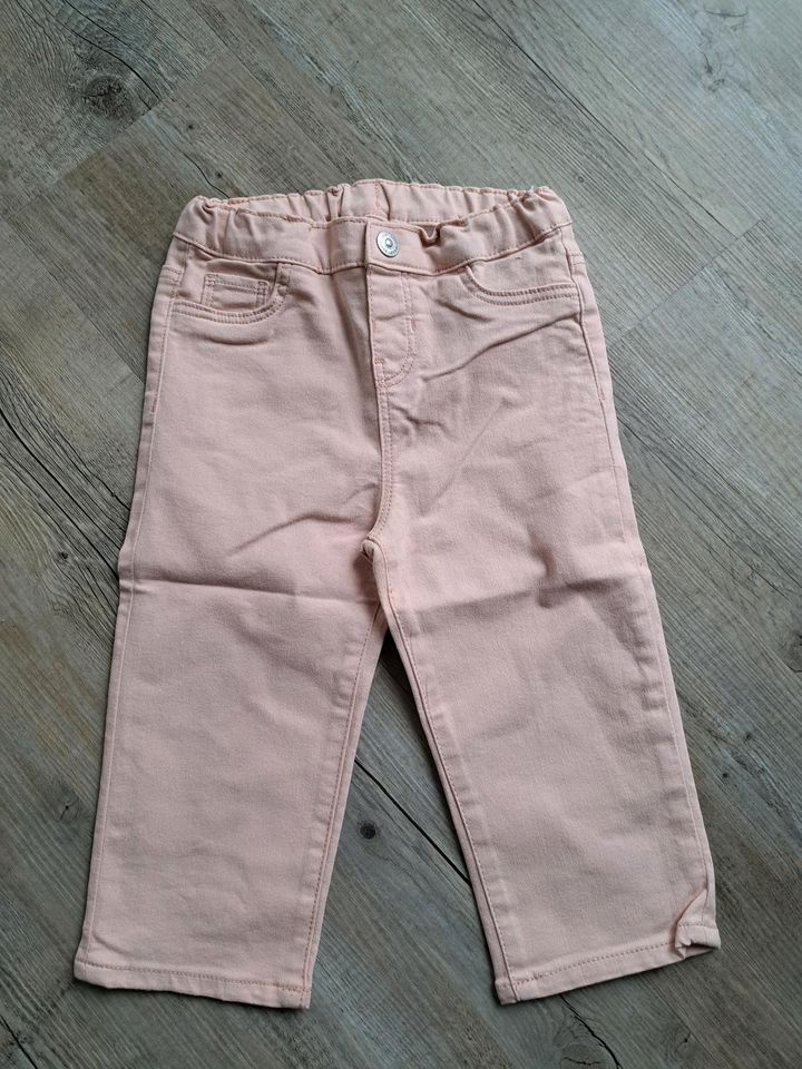 Neu Twillhose Helles Puderbeige Jeans Jeggins Hose H&M Gr. 86-92 in Kiel