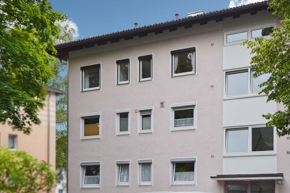 Helle 3- bis 4-Zimmer-Wohnung mit Balkon in Geretsried in Geretsried