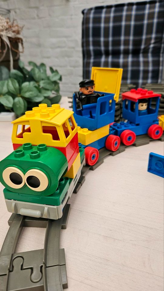 Duplo Lego Eisenbahn, 95 Teile in Hamburg
