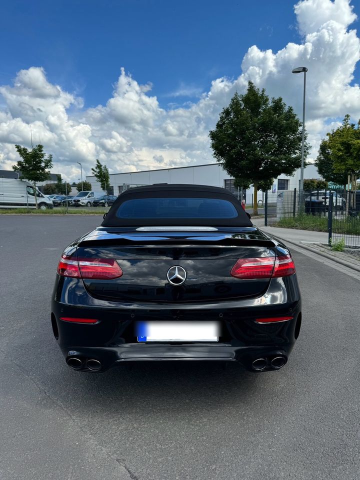 Mercedes E400 Cabrio 4Matic / 53 AMG Optik/ Tausch möglich in Bad Nauheim