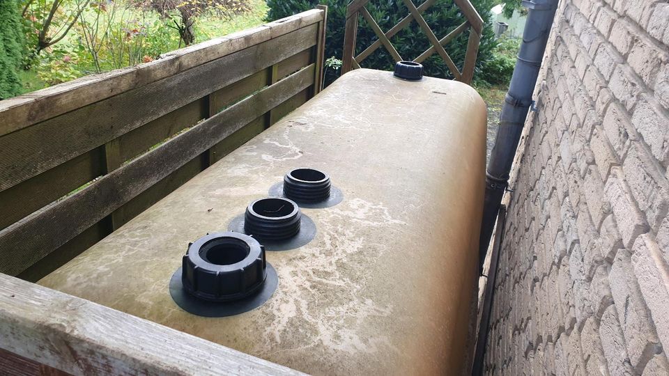 1500L Regentonne Regenfaß Wasserfaß defekt (wie IBC Container) in Salzkotten