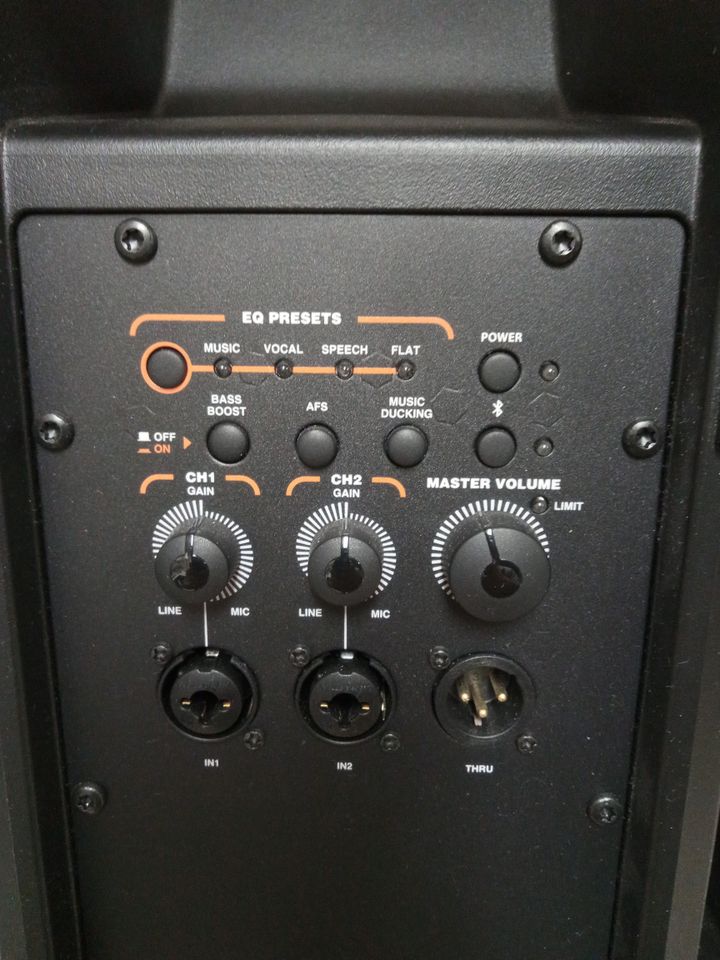 JBL IRX108BT, Aktiver Full Range Lautsprecher inkl. Stativ in Vierkirchen