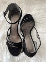 Tamaris Absatzschuhe Schwarz Sehr gut Gr.40 Nordrhein-Westfalen - Soest Vorschau
