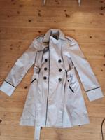 Mantel Trenchcoat Größe 40 Friedrichshain-Kreuzberg - Friedrichshain Vorschau