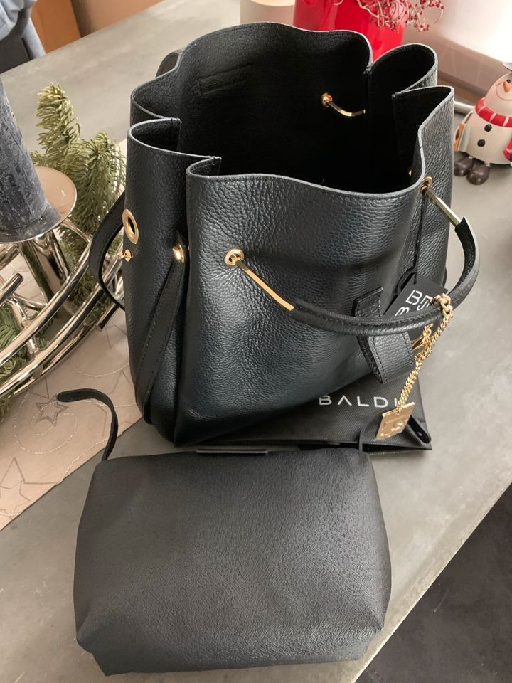 Lederhandtasche von Lis Biassoni NEU in Mönchengladbach