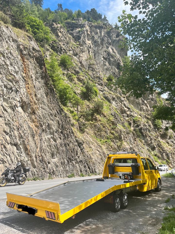 Pannenhilfe /Fahrzeugüberführung /Abschleppdienst /Autotransport in Hilzingen