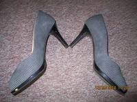 Edle Echtleder Pumps Peeptoes PETER KAISER Gr. 37,5 - NEU Bayern - Rottendorf Unterfr Vorschau