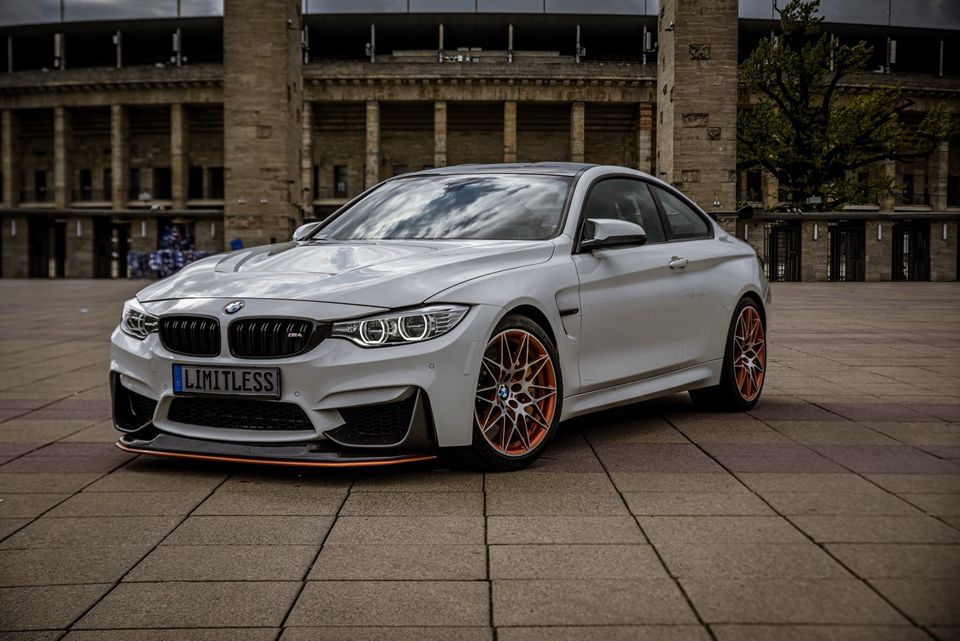 BMW M4 GTS 1 of 700 mieten Sportwagen Coupé Berlin in Berlin