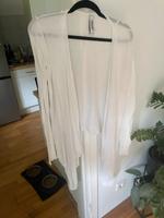 Lockere dünne Strickjacke weiß München - Bogenhausen Vorschau