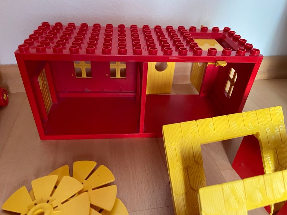 LEGO Duplo Bauernhof mit Scheune, Tiere, Zäune, Dach in Gunzenhausen