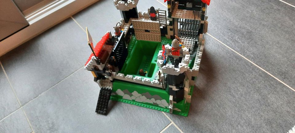 Lego System - Black Knight's Castle inkl. BA in Neunkirchen-Seelscheid