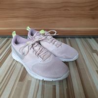 Nike/Damenschuhe/Training Flex EssentialTR/Größe 39/Rosa Baden-Württemberg - Backnang Vorschau