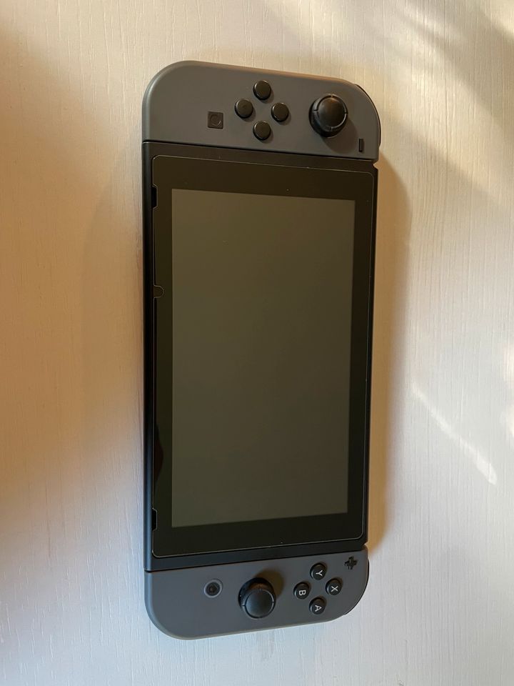 Nintendo Switch Grey 2019 in Haan