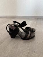 Elegante schwarze Sandaletten mit Blockabsatz – Größe 37 Hessen - Wetzlar Vorschau
