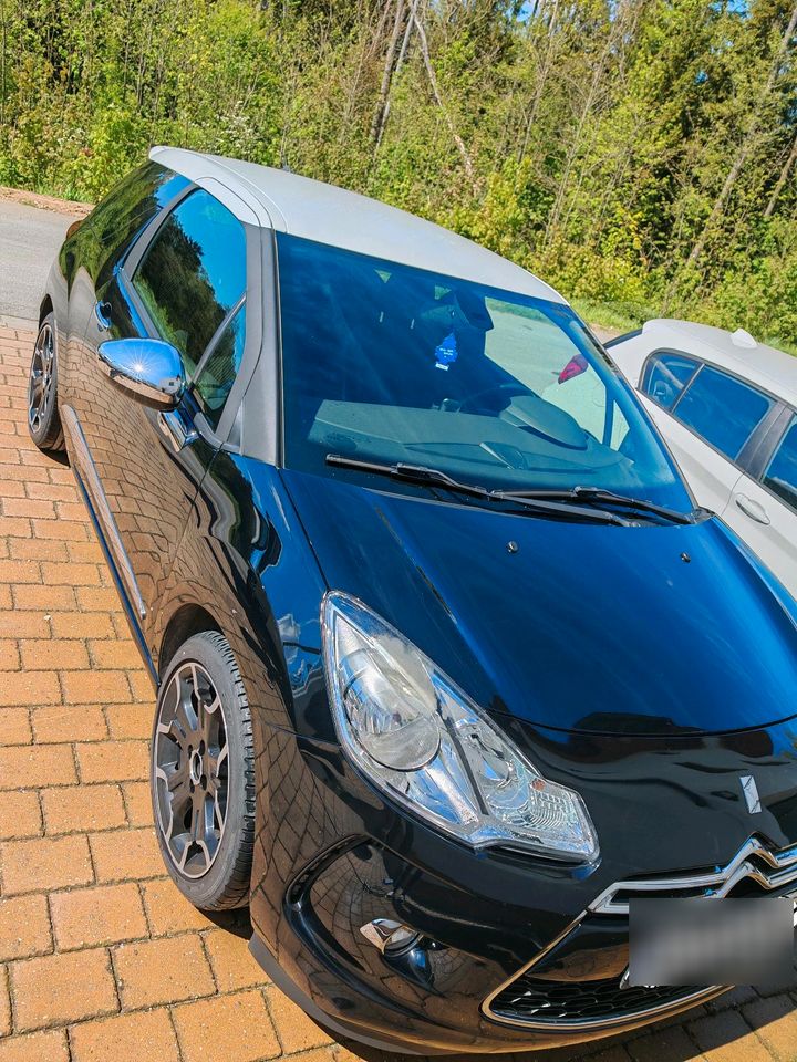 Citroen DS3 1,6L 156PS Schwarz TOP! 8-fach bereift! in Schnaittach