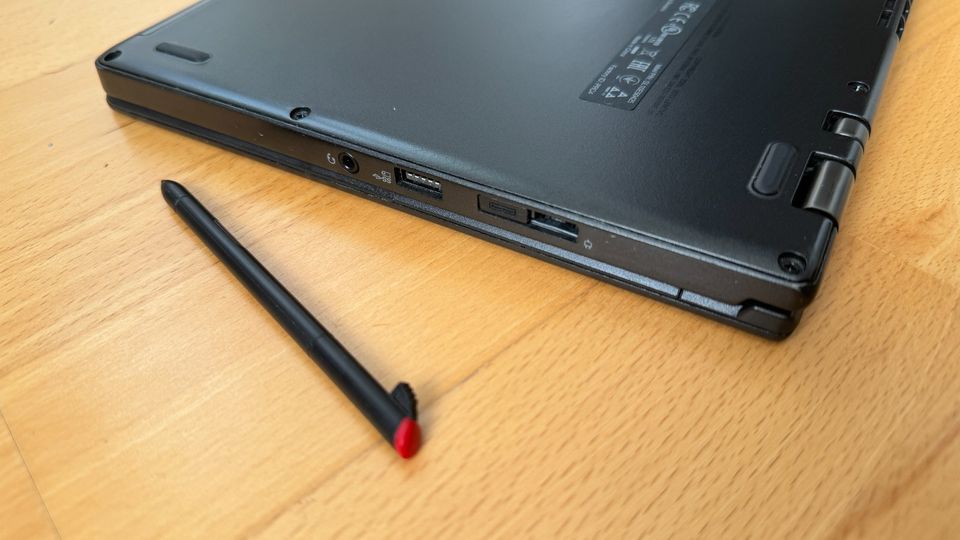 Lenovo ThinkPad Yoga S1,TouchScreen i7-4500U, 8GB DDR3, 512GB SSD in Leipzig