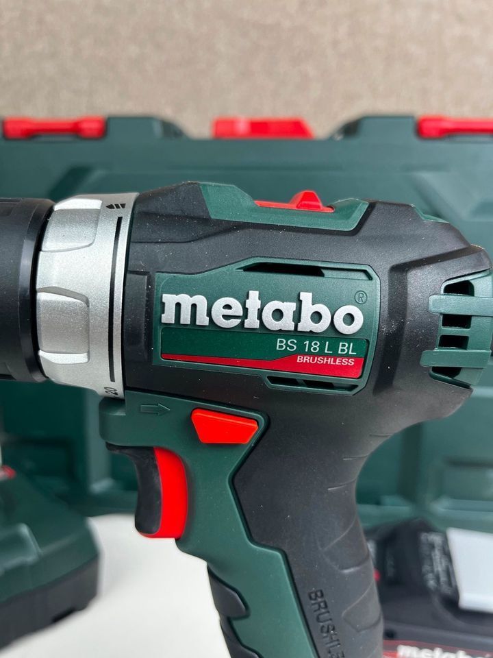 Metabo Akkuschrauber 18V BS 18 L BL + Akku + Ladegerät in Delbrück