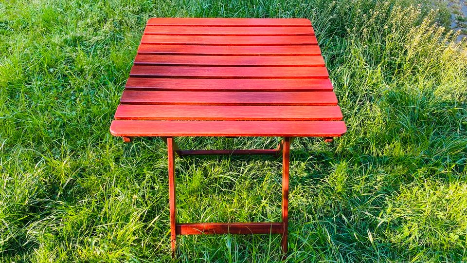 Tisch Holz Gartenmöbel klappbar in Berlin