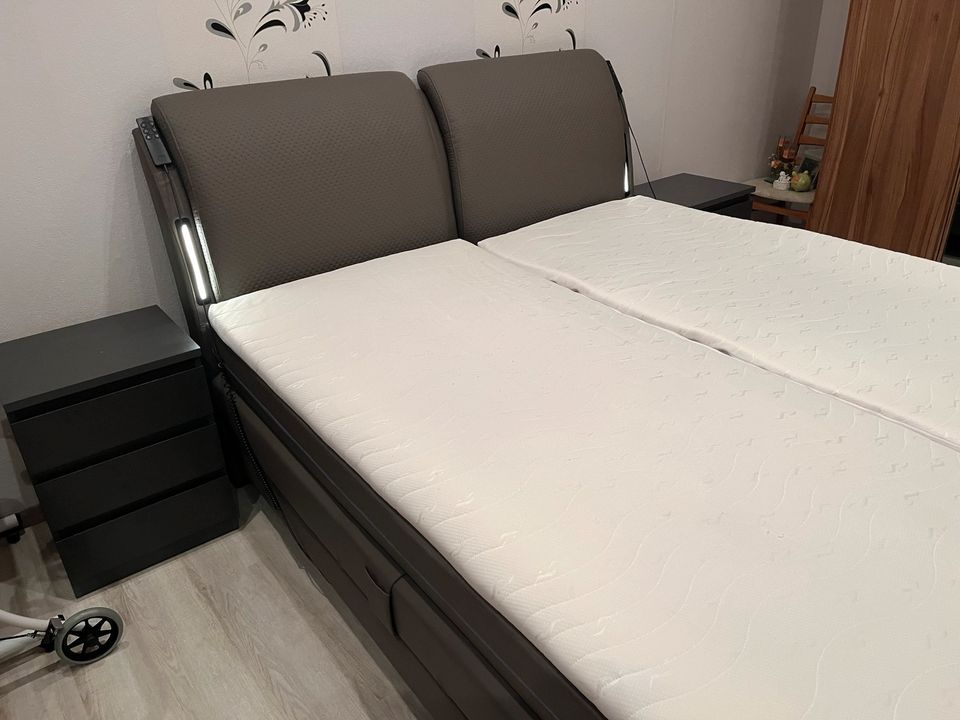 Boxspringbett in Tambach-Dietharz