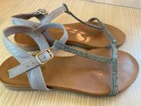 Sandalen Inuovo Glitzer Gr. 37 Hessen - Lollar Vorschau