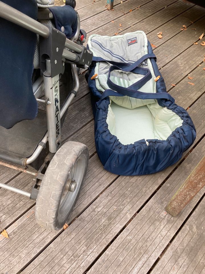 Kinderwagen Hartan in Duisburg