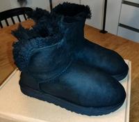 Ugg Mini Bailey Bow Größe 40 Nordrhein-Westfalen - Paderborn Vorschau